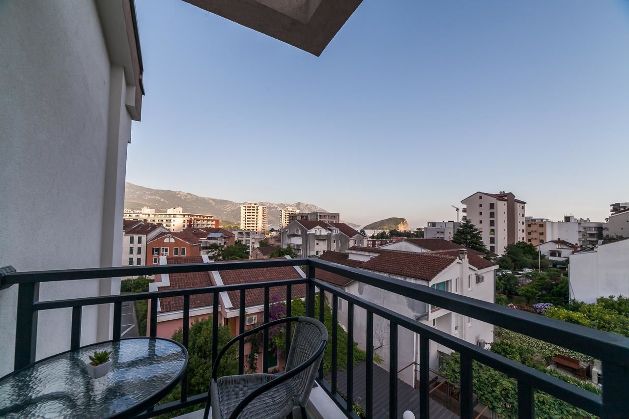 Гостевой дом Milara Apartments Будва-11