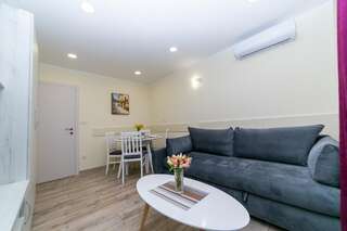 Гостевой дом Milara Apartments Будва Апартаменты с террасой-12